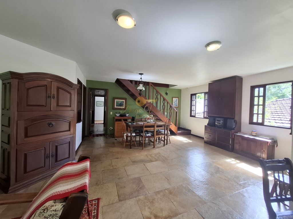 Casa de Condomínio à venda com 5 quartos, 980m² - Foto 3