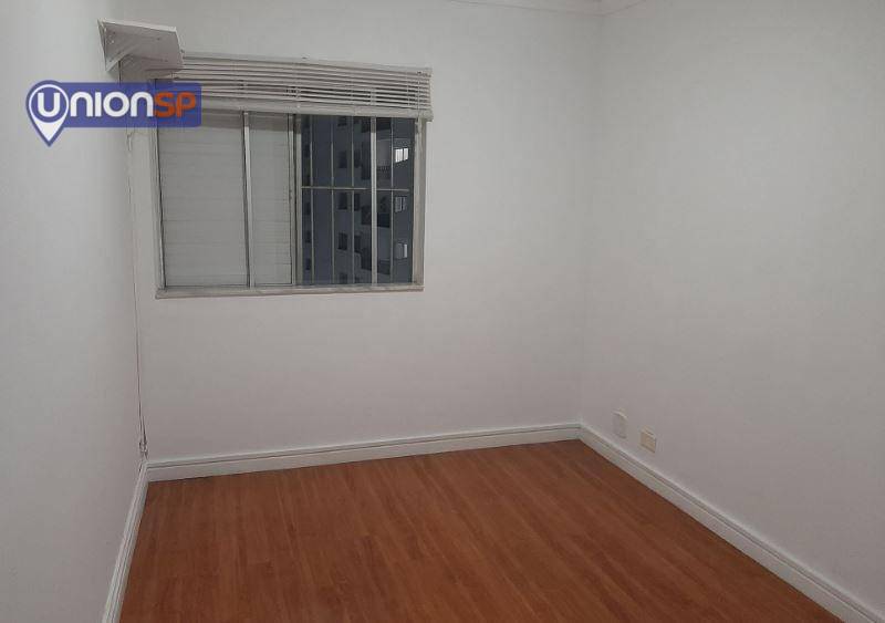 Apartamento à venda com 3 quartos, 84m² - Foto 3