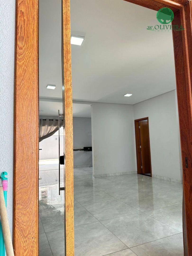 Sobrado à venda e aluguel com 3 quartos, 179m² - Foto 2