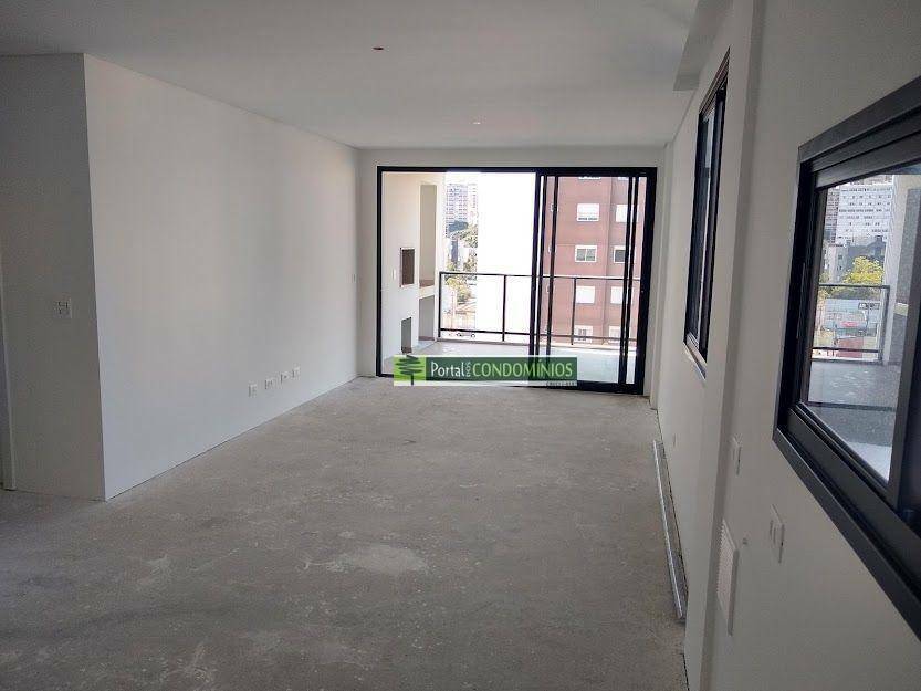 Apartamento à venda com 3 quartos, 111m² - Foto 6