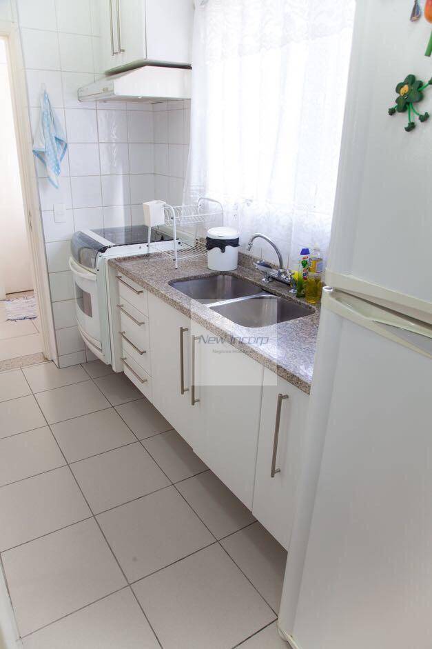 Apartamento à venda com 3 quartos, 105m² - Foto 22