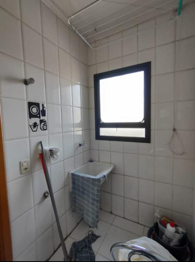 Apartamento à venda com 3 quartos, 94m² - Foto 19