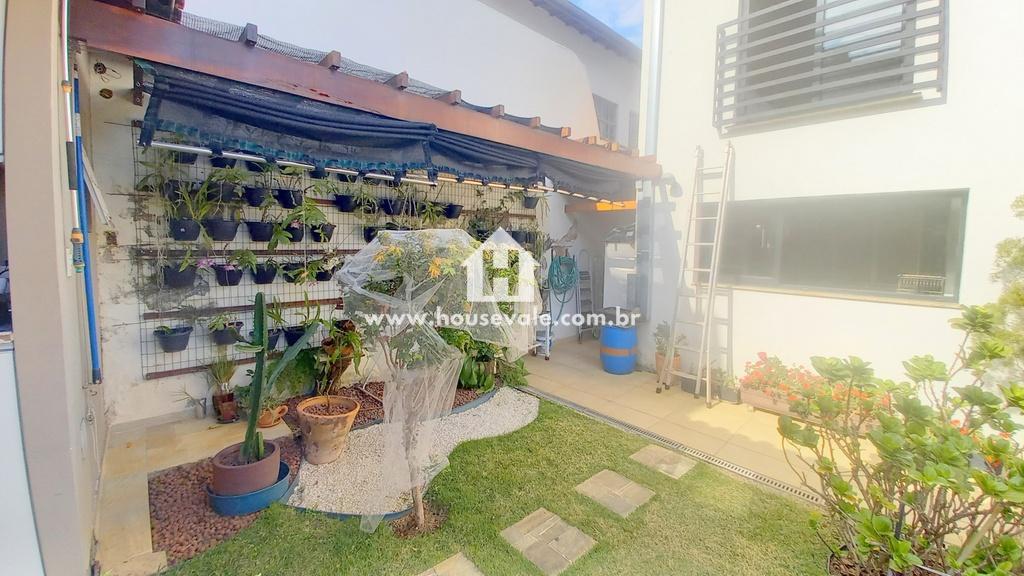 Sobrado à venda com 4 quartos, 360m² - Foto 34