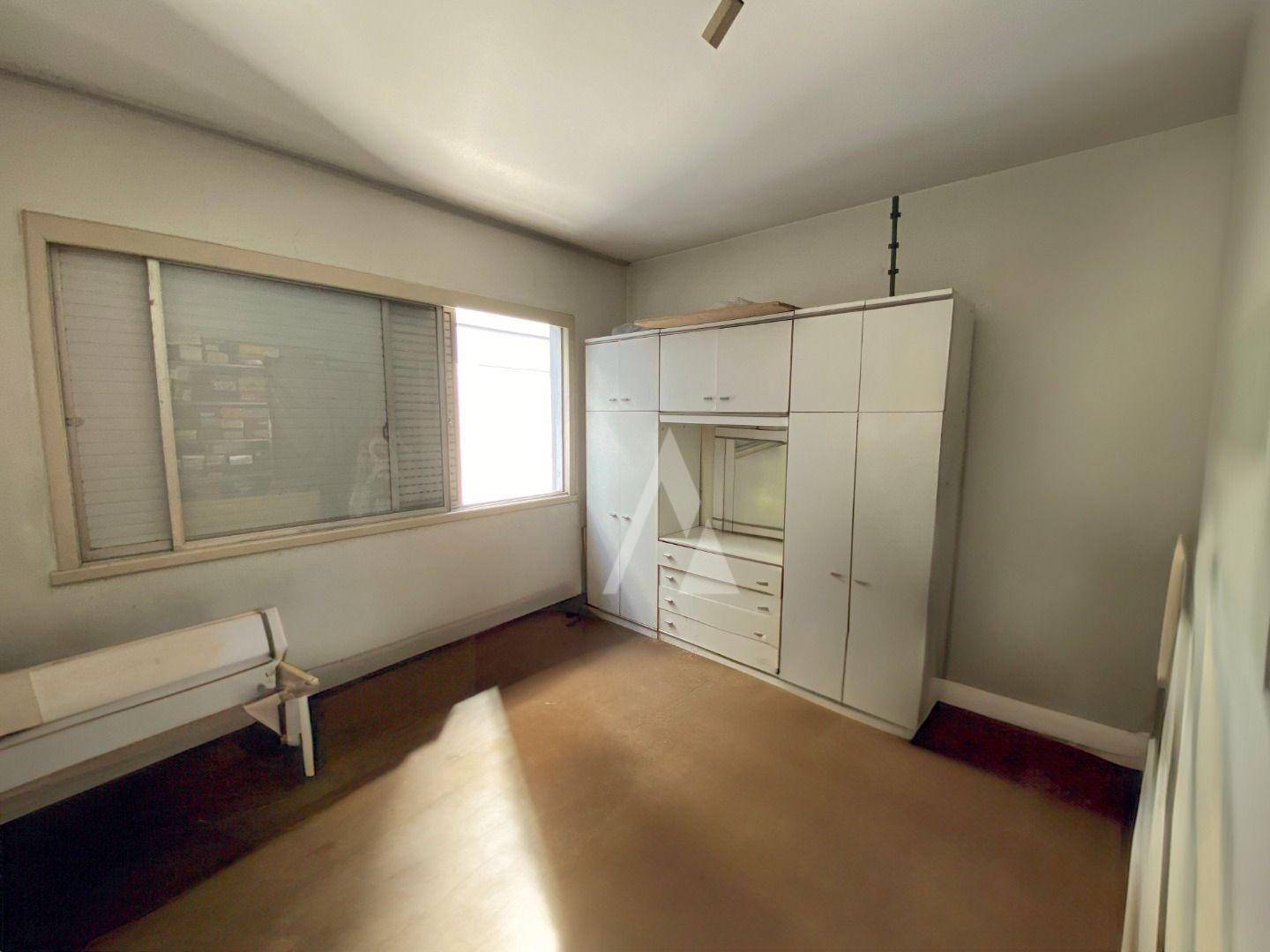 Apartamento para alugar com 3 quartos, 137m² - Foto 4