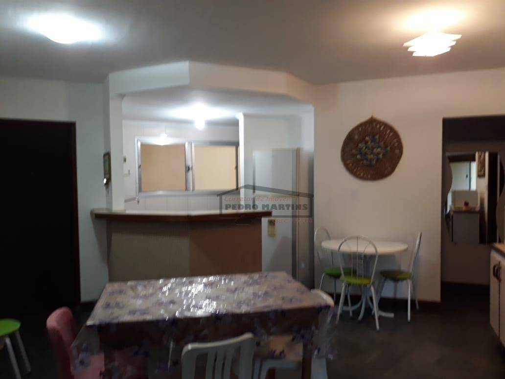 Apartamento à venda com 2 quartos, 70m² - Foto 4