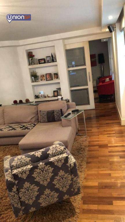 Apartamento à venda com 3 quartos, 167m² - Foto 2