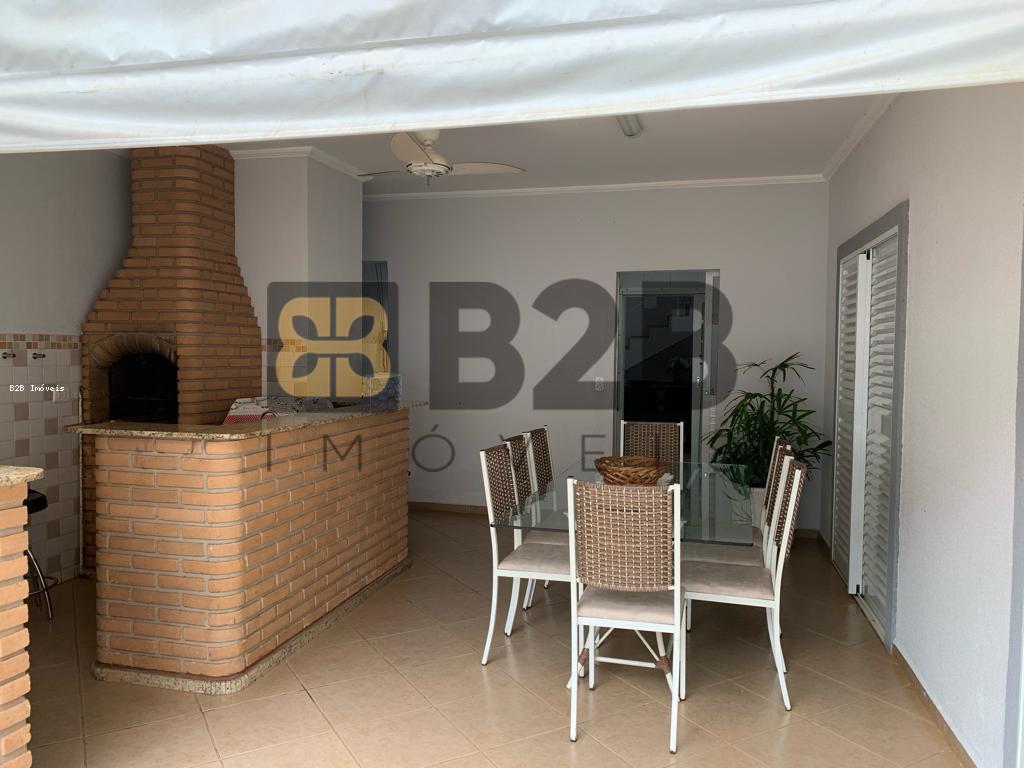 Casa de Condomínio à venda com 4 quartos, 220m² - Foto 28