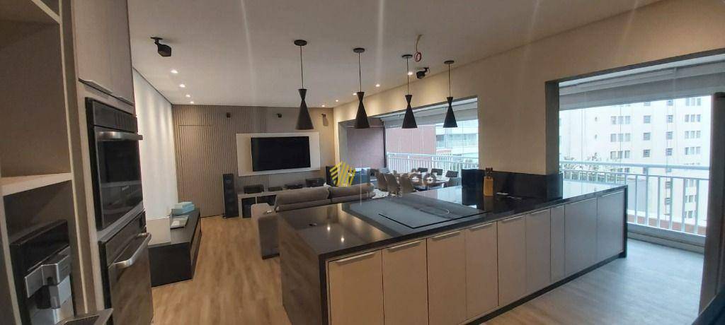 Apartamento à venda com 4 quartos, 151m² - Foto 2