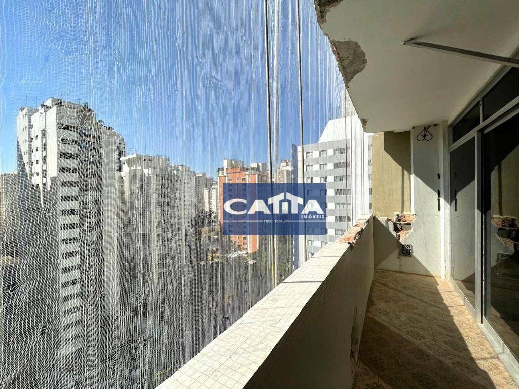 Apartamento à venda com 4 quartos, 210m² - Foto 6