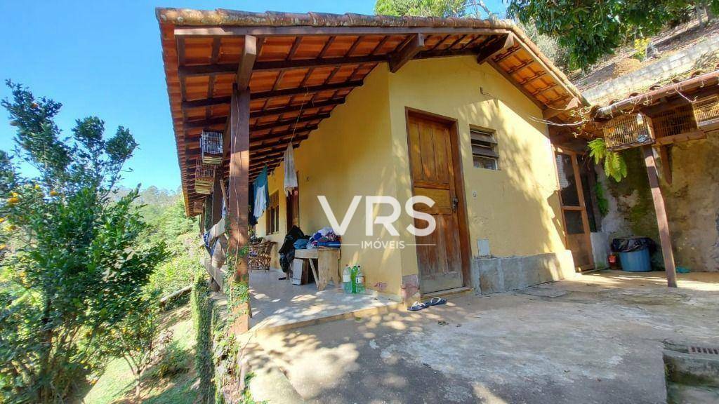 Casa à venda com 5 quartos, 271m² - Foto 42