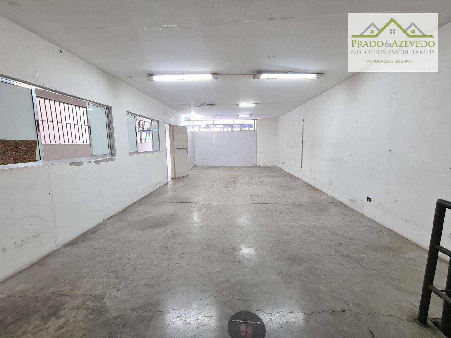 Depósito-Galpão-Armazém à venda e aluguel, 650m² - Foto 19