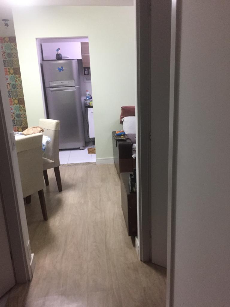 Apartamento à venda com 2 quartos, 64m² - Foto 3