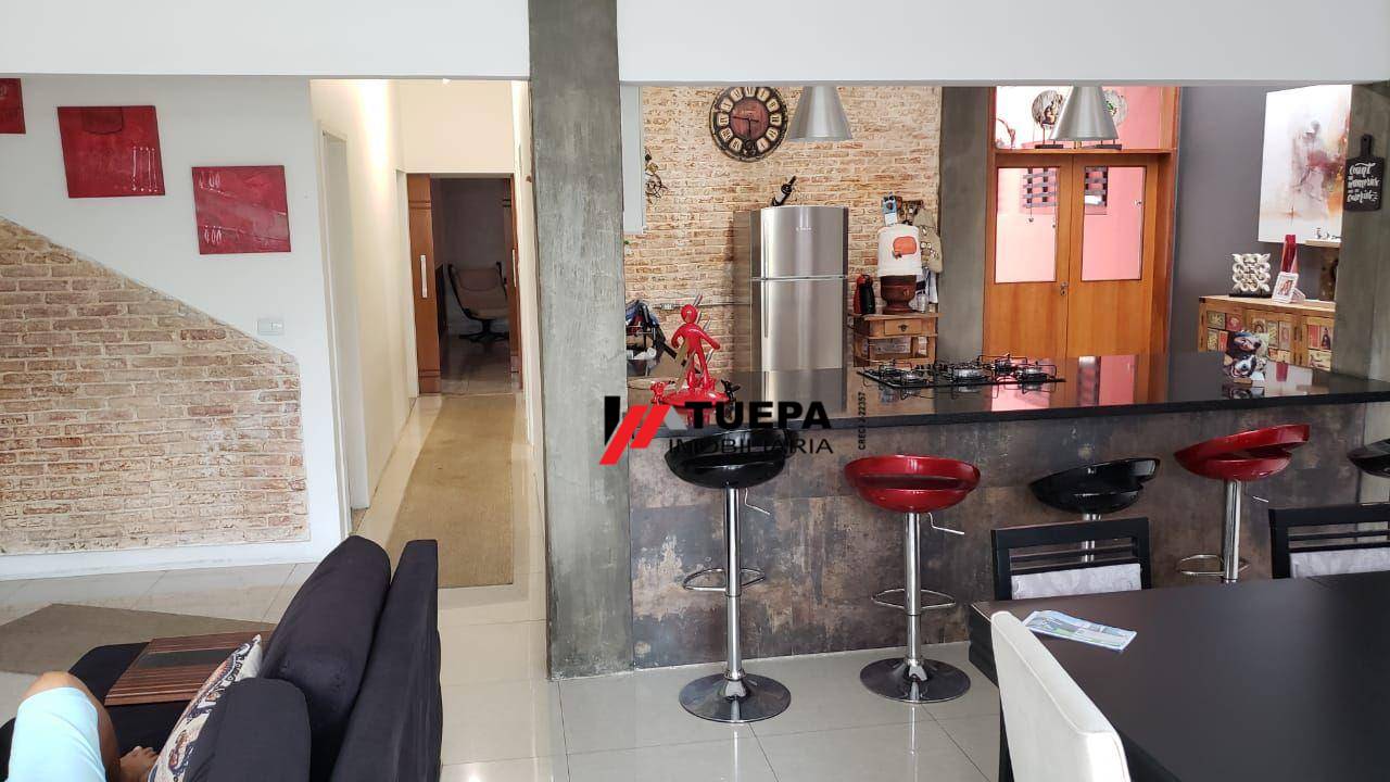 Casa à venda com 3 quartos, 231m² - Foto 20