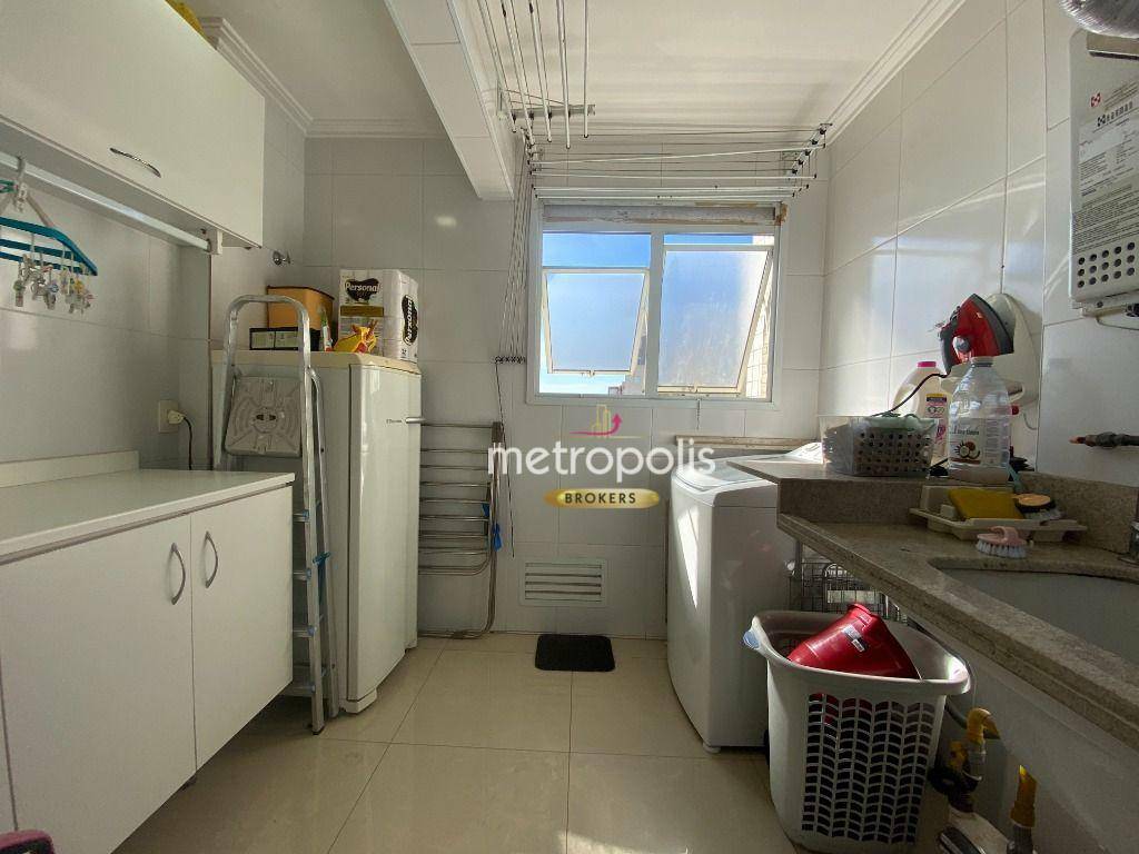 Apartamento para alugar com 3 quartos, 144m² - Foto 17