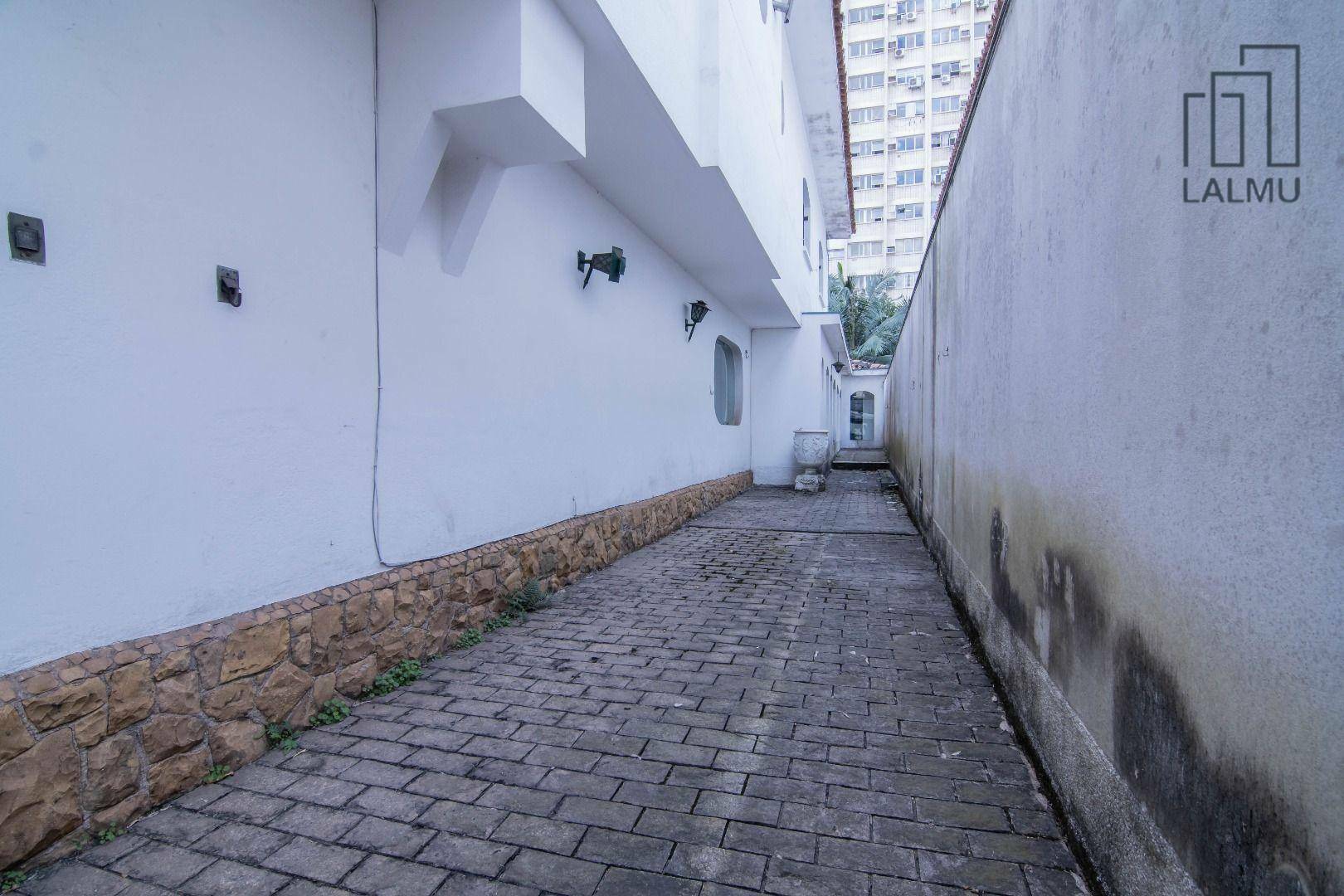 Sobrado para alugar com 3 quartos, 300m² - Foto 12