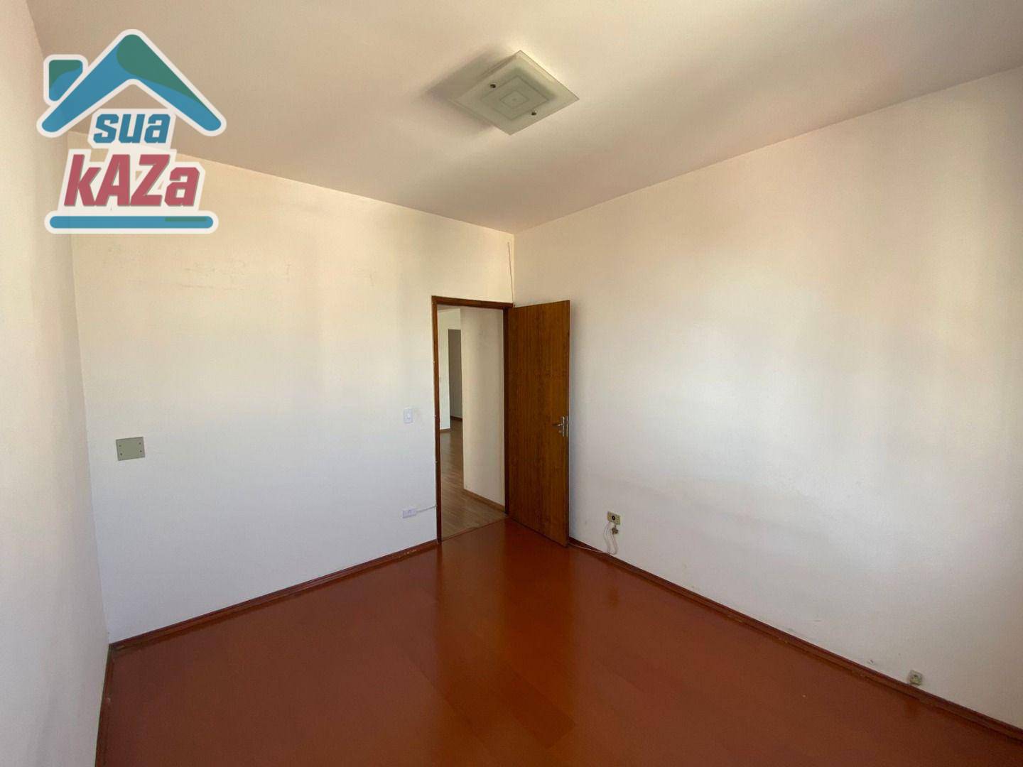 Apartamento à venda com 2 quartos, 70m² - Foto 12