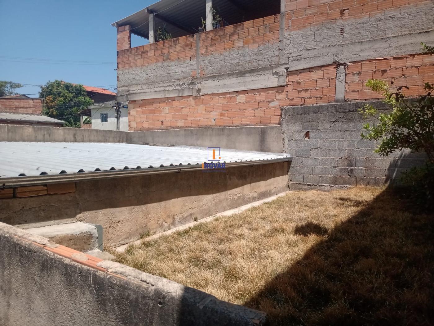 Casa à venda com 2 quartos, 200m² - Foto 17