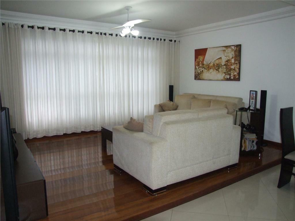 Apartamento à venda com 3 quartos, 180m² - Foto 8