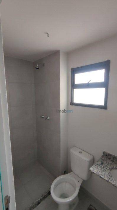 Apartamento para alugar com 2 quartos, 64m² - Foto 4