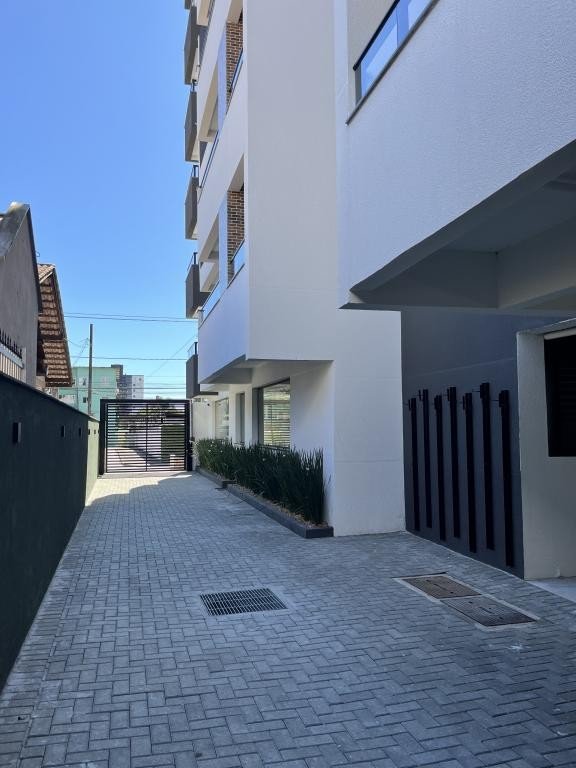 Apartamento à venda com 2 quartos, 62m² - Foto 15