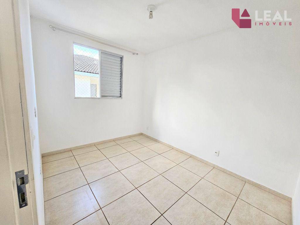 Apartamento para alugar com 2 quartos, 50m² - Foto 7