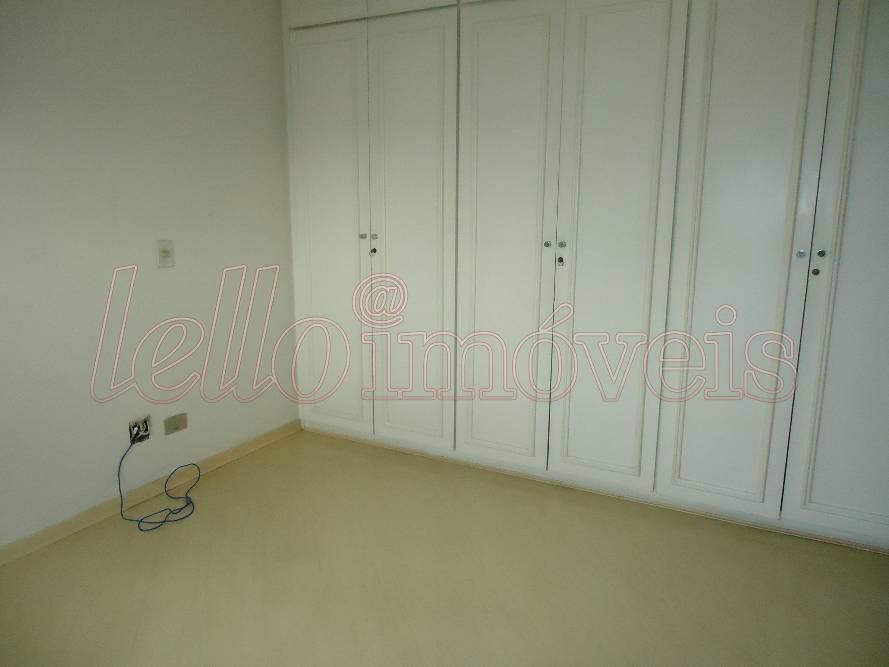 Apartamento para alugar com 4 quartos, 247m² - Foto 10