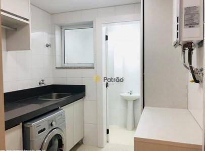 Apartamento à venda com 3 quartos, 158m² - Foto 10