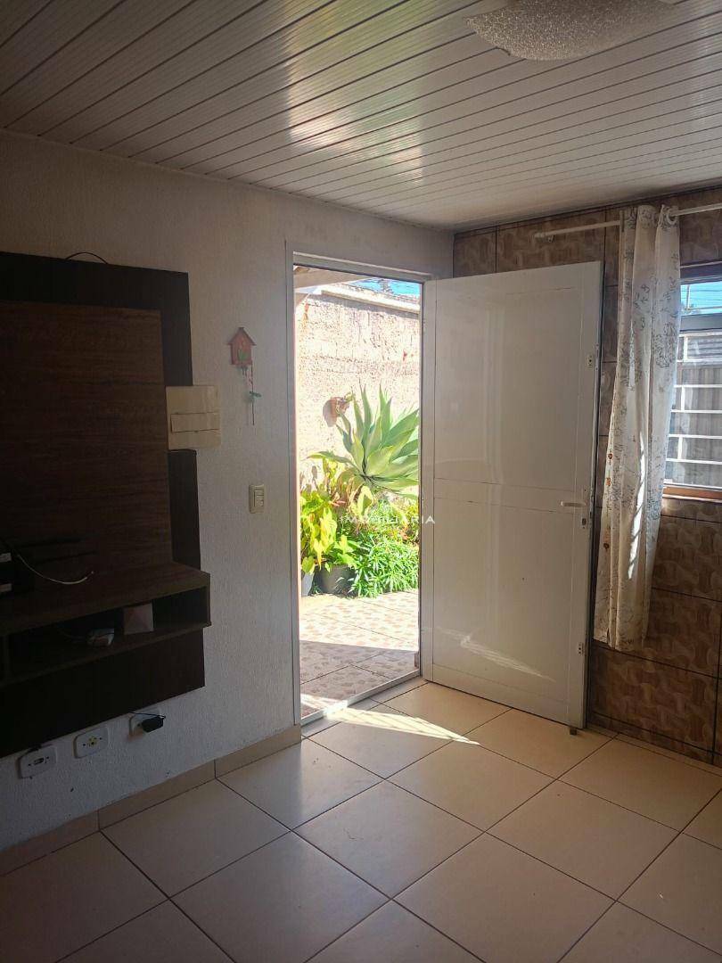 Casa à venda com 2 quartos, 75m² - Foto 14