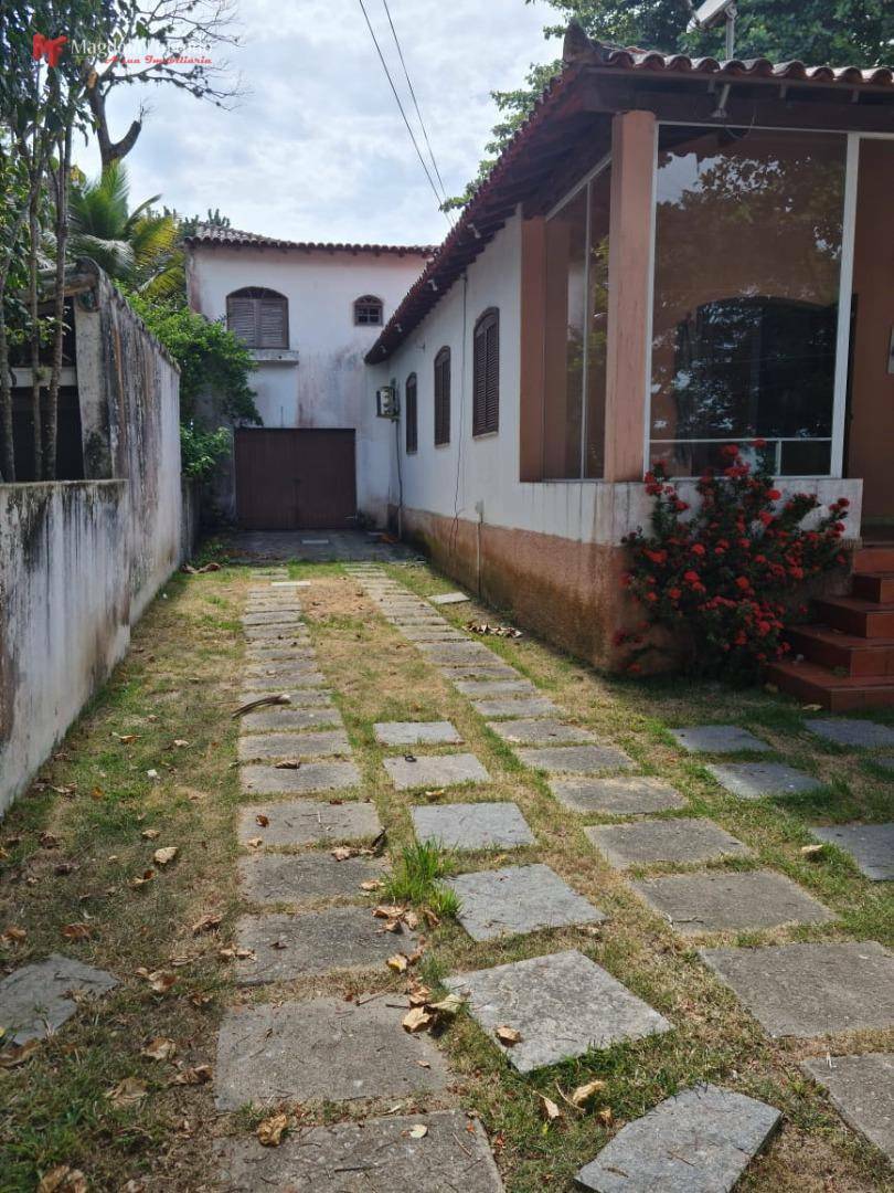 Casa à venda com 5 quartos, 122m² - Foto 15