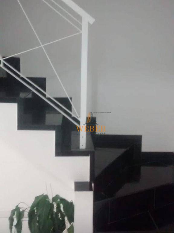 Sobrado à venda com 2 quartos, 61m² - Foto 5