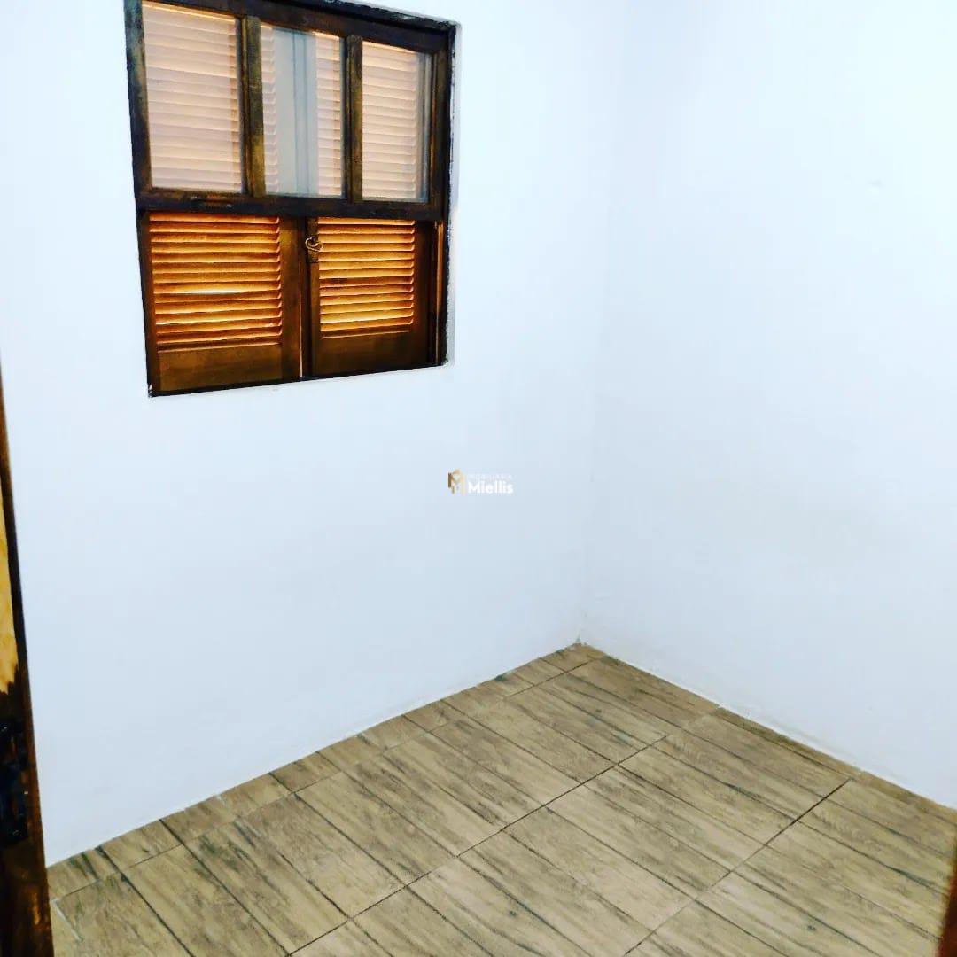 Casa à venda com 2 quartos, 500m² - Foto 10