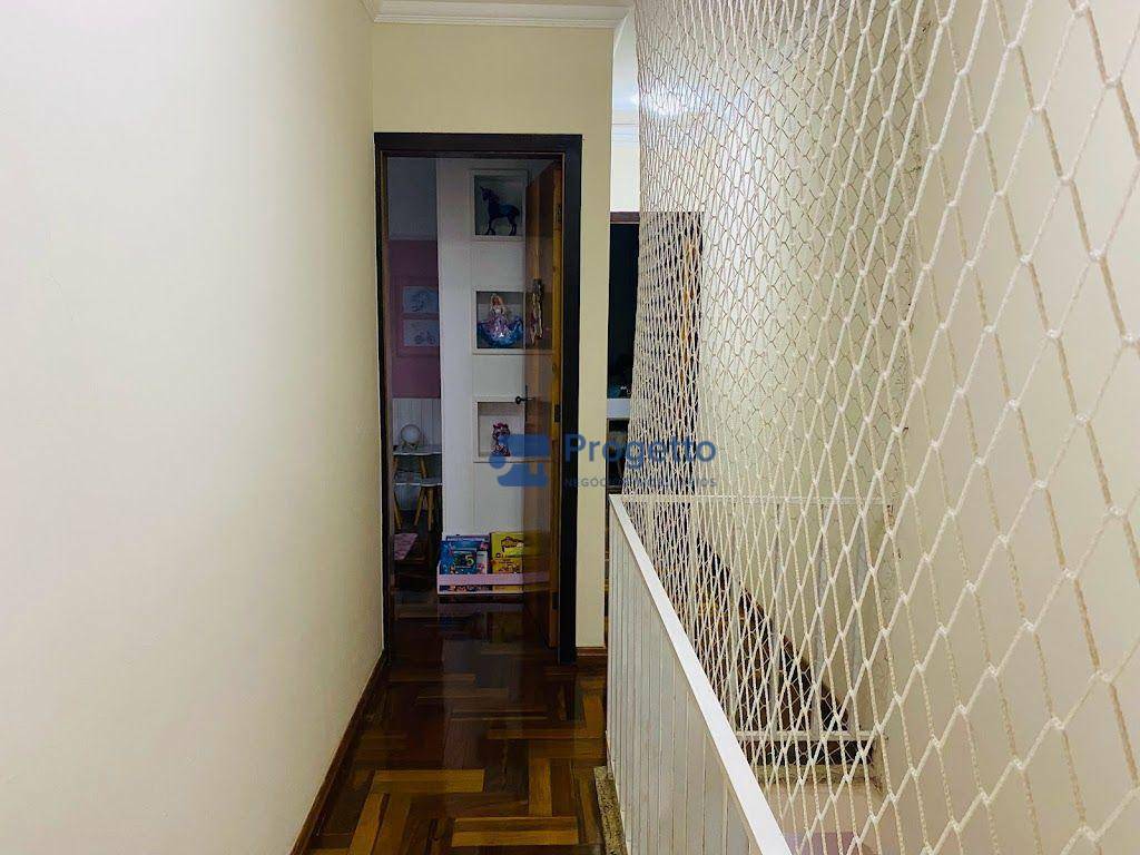 Casa de Condomínio à venda com 3 quartos, 240m² - Foto 17