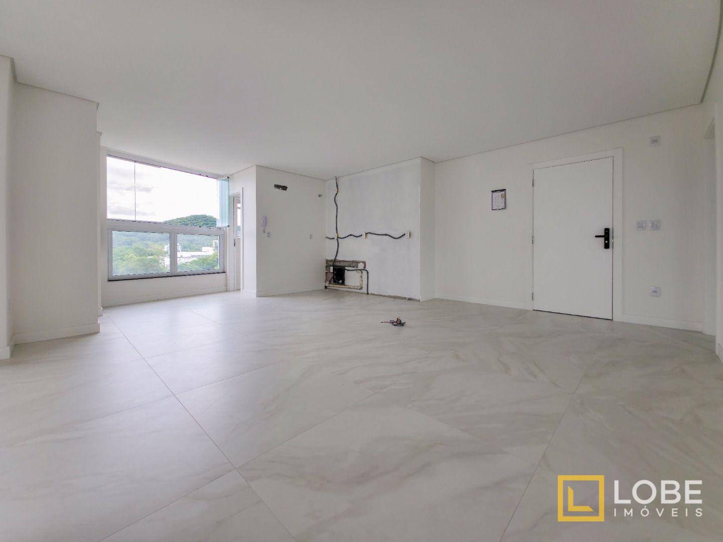 Apartamento à venda com 2 quartos, 151m² - Foto 5