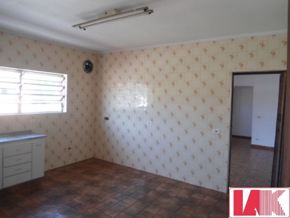 Casa para alugar com 2 quartos, 90m² - Foto 2