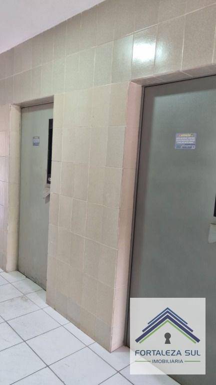 Apartamento à venda com 3 quartos, 121m² - Foto 8