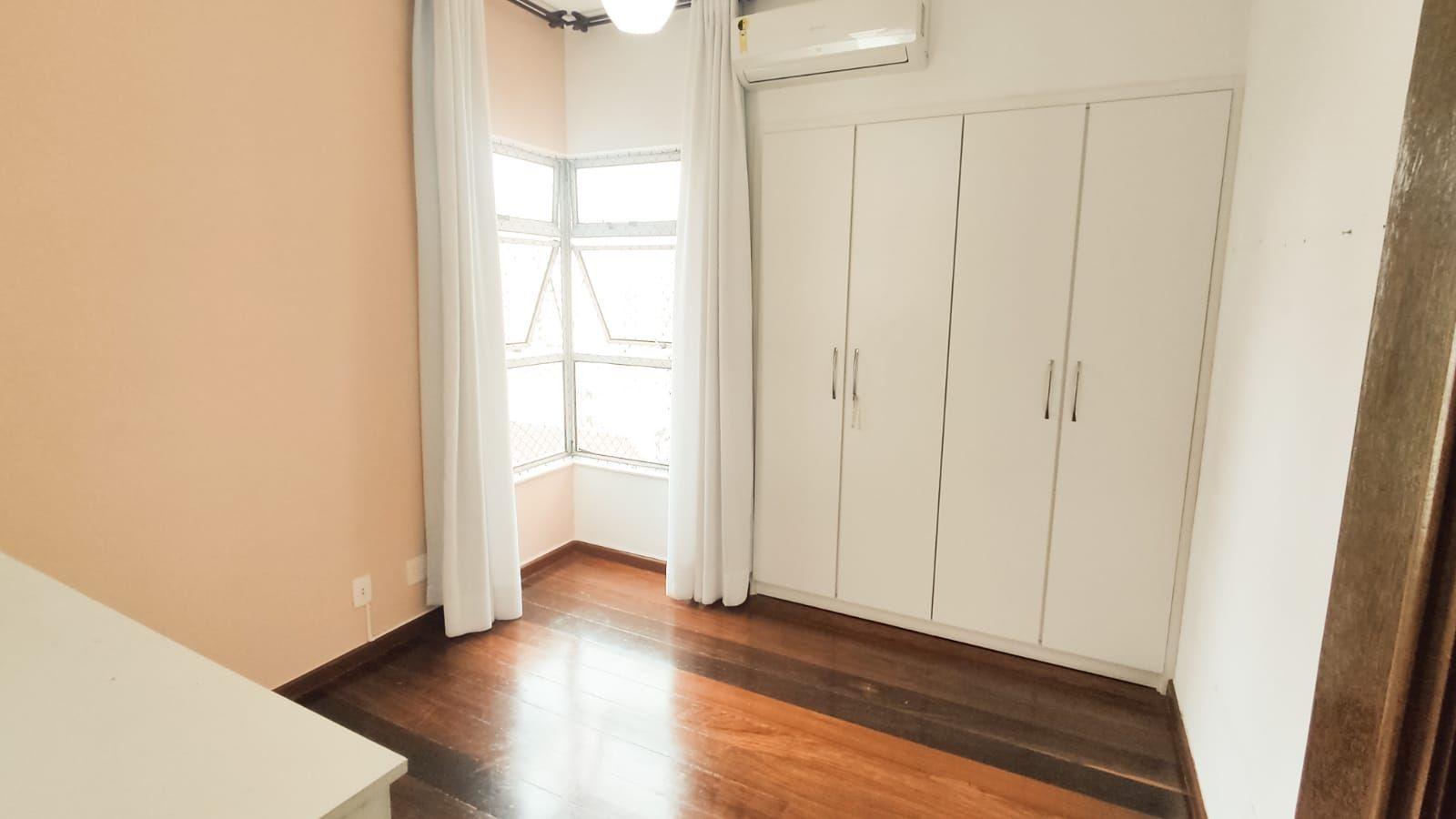 Apartamento à venda com 3 quartos, 110m² - Foto 12