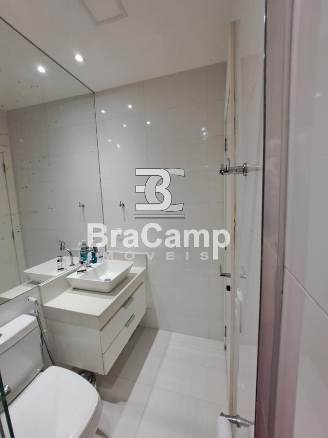Casa à venda com 2 quartos, 65m² - Foto 9