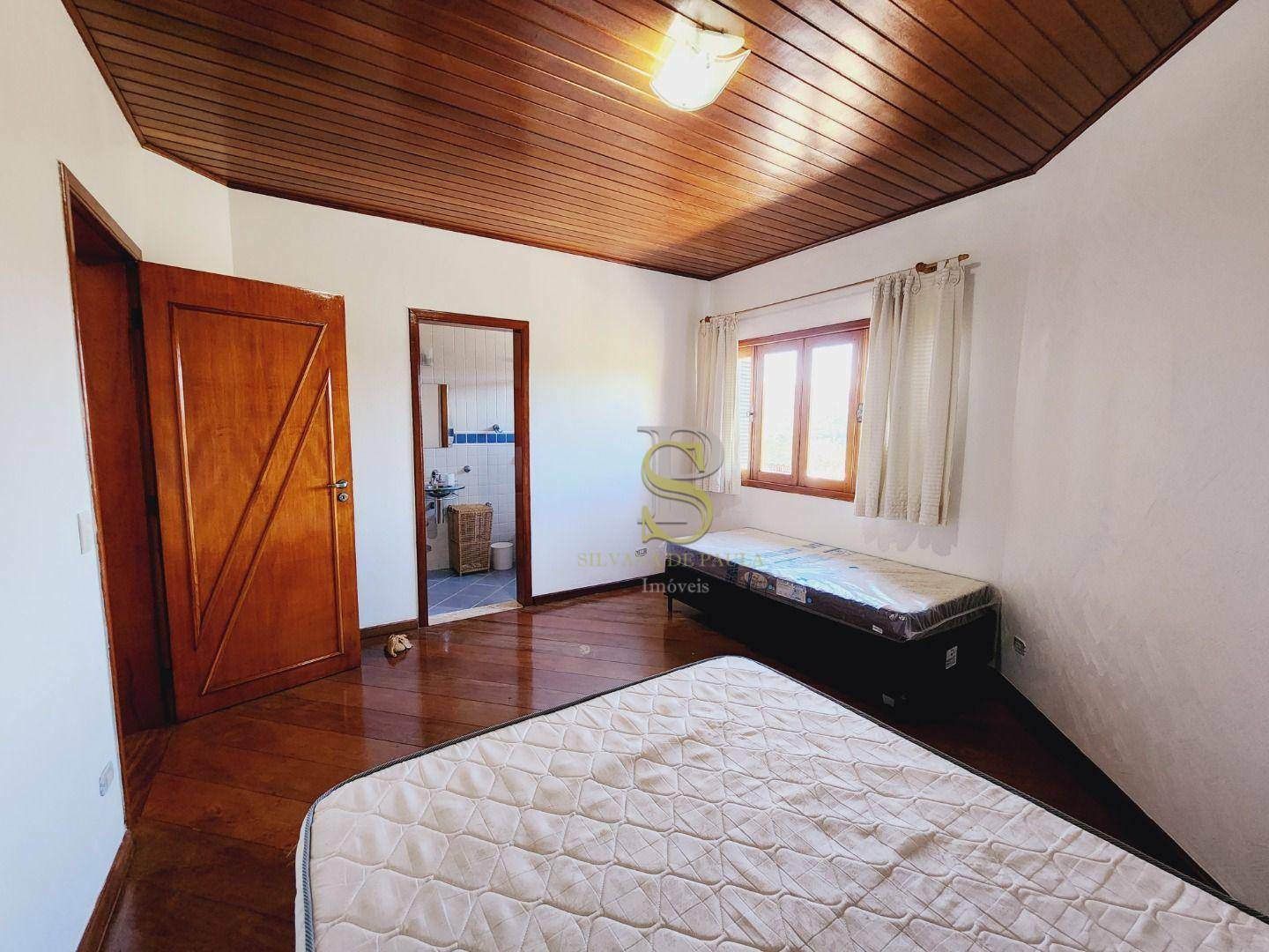 Casa de Condomínio à venda com 4 quartos, 700m² - Foto 28