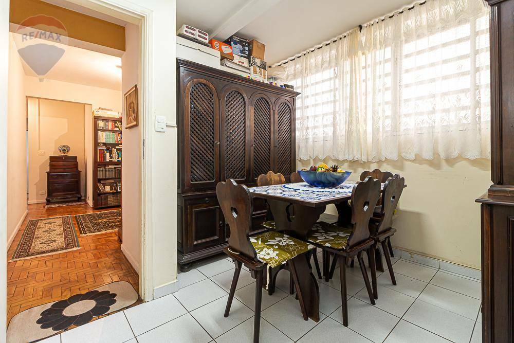 Apartamento à venda com 3 quartos, 169m² - Foto 8