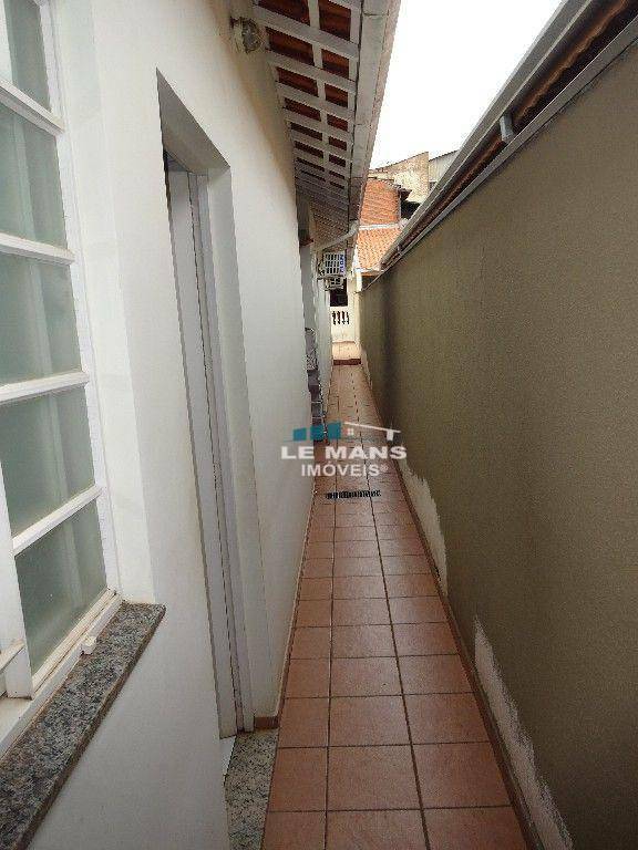 Casa à venda com 3 quartos, 169m² - Foto 23