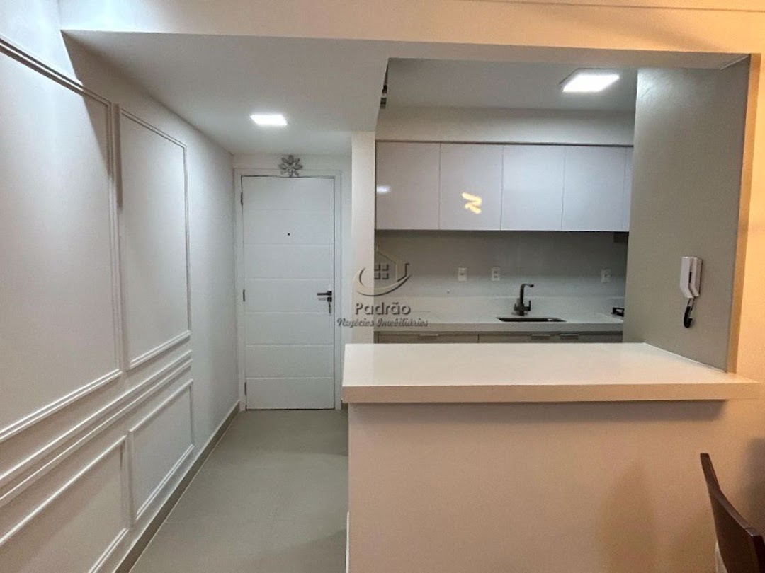 Apartamento à venda com 3 quartos, 98m² - Foto 9