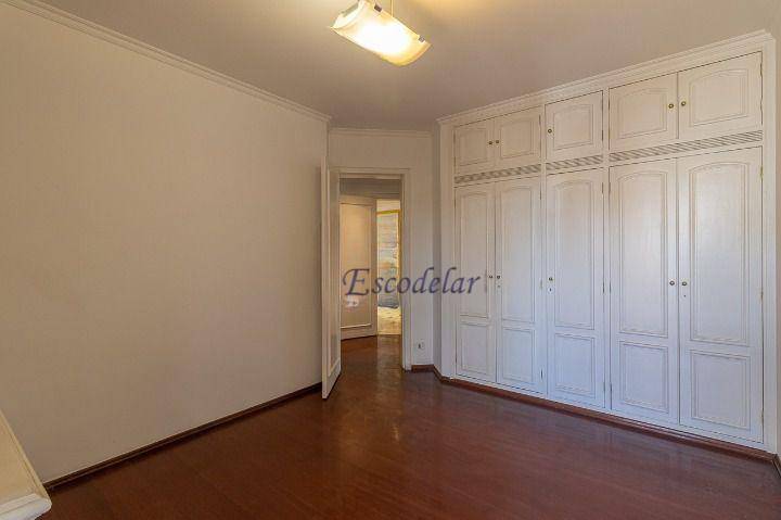 Apartamento à venda com 4 quartos, 285m² - Foto 17