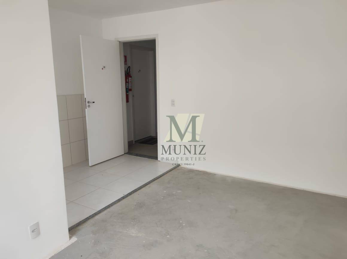 Apartamento à venda com 2 quartos, 45m² - Foto 10