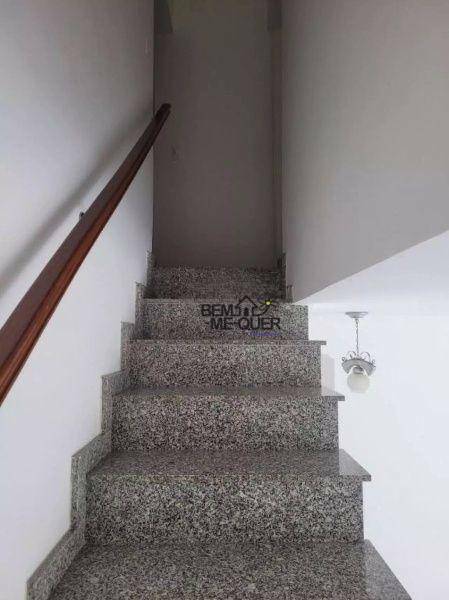 Sobrado à venda com 3 quartos, 259m² - Foto 12