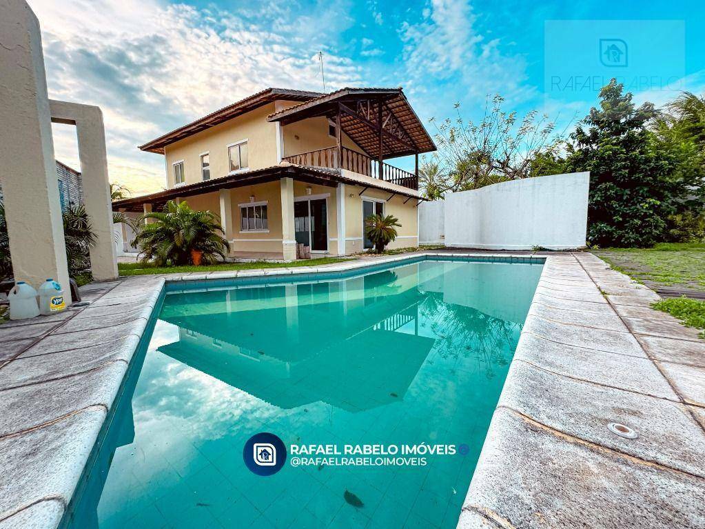 Casa de Condomínio à venda com 3 quartos, 215m² - Foto 1