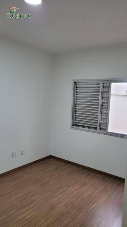 Apartamento à venda com 3 quartos, 100m² - Foto 8