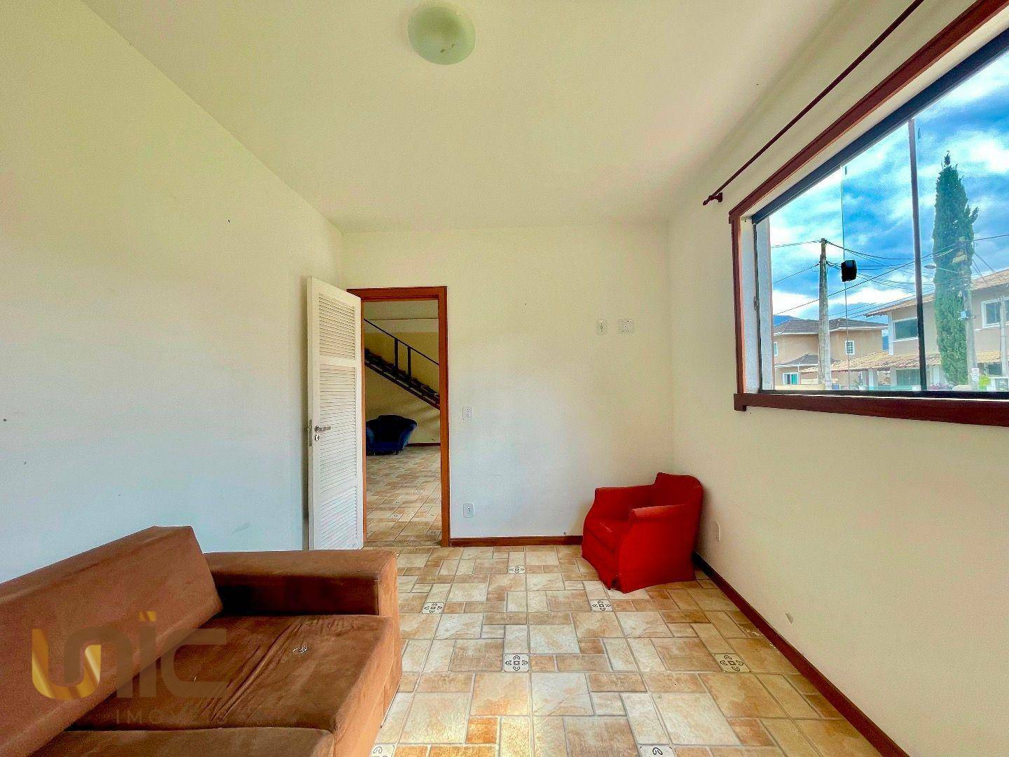 Casa de Condomínio à venda com 6 quartos, 180m² - Foto 9