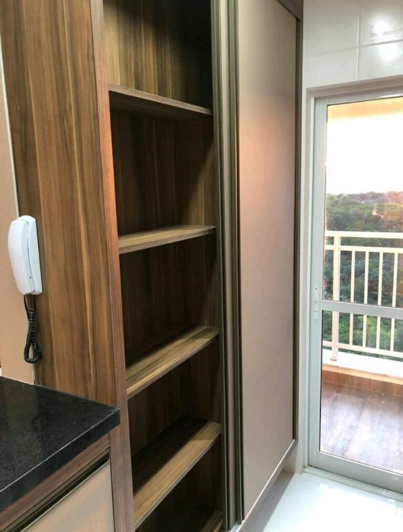 Apartamento à venda com 2 quartos, 67m² - Foto 7