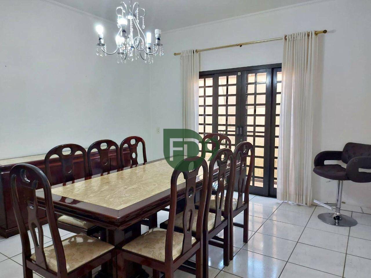 Casa à venda com 3 quartos, 272m² - Foto 3