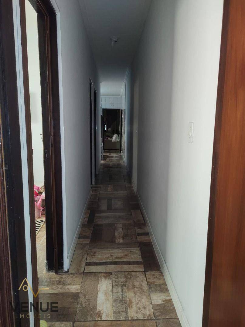 Casa à venda com 3 quartos, 92m² - Foto 18
